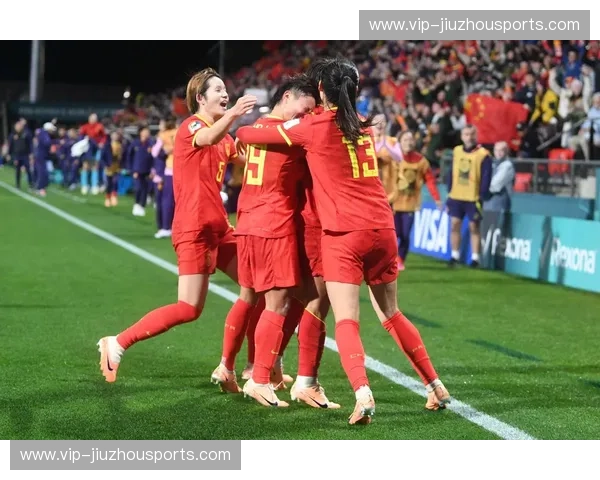 玫瑰再次绽放!中国女足对阵泰国:不仅仅是一场胜负,更是意志的巅峰较量